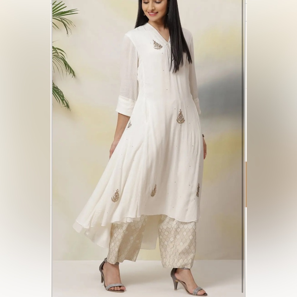 Indian / Pakistan Off White Flared Cotton Kurta
